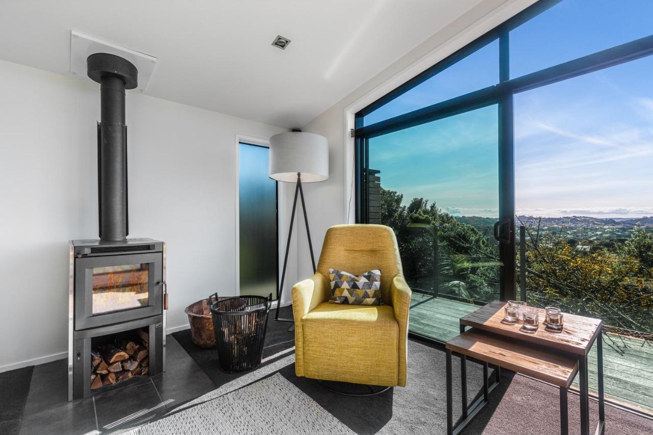 Вилла Taonga With Sea Views By Waiheke Unlimited Oneroa Экстерьер фото